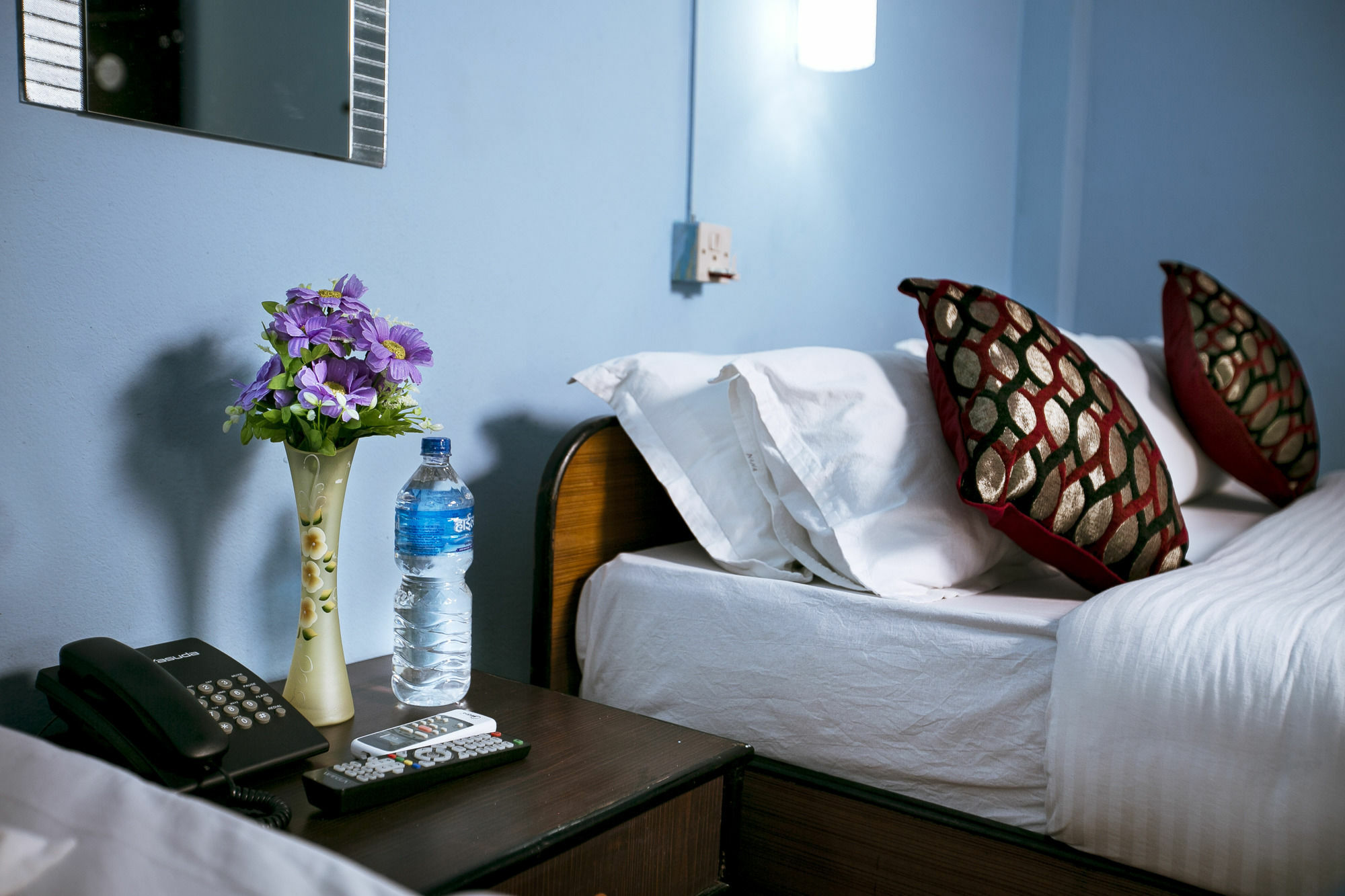 Sauraha Nana Hotel Экстерьер фото